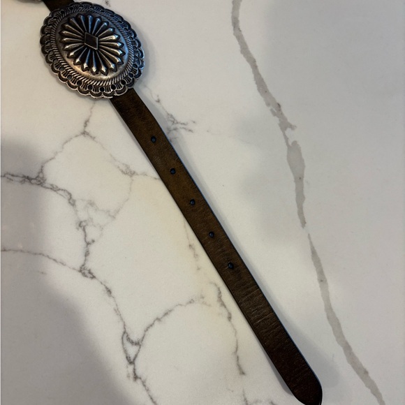 Polo Ralph Lauren Western Distressed Leather Metal Accent Belt Olive Small NWT - Picture 7 of 11